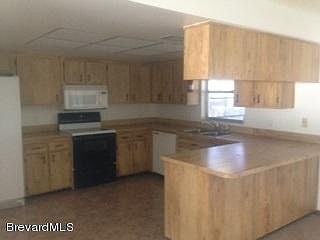3rd image of 1320 Woodingham Dr