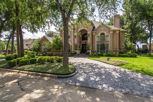 1st image of 6217 Forest River Dr