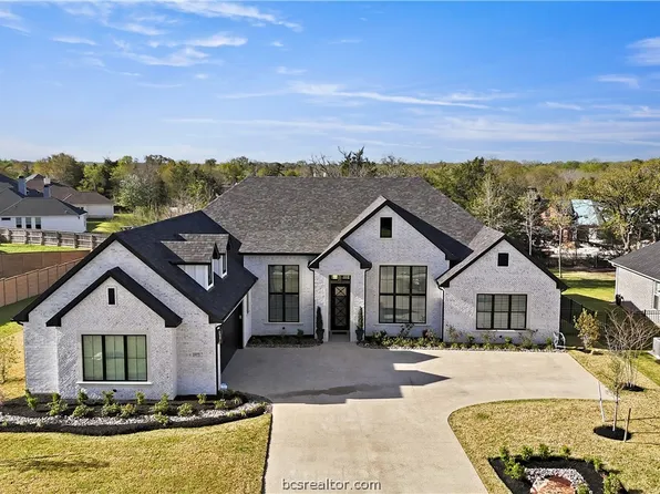 2977 Boxelder Dr, Bryan, TX 77807
