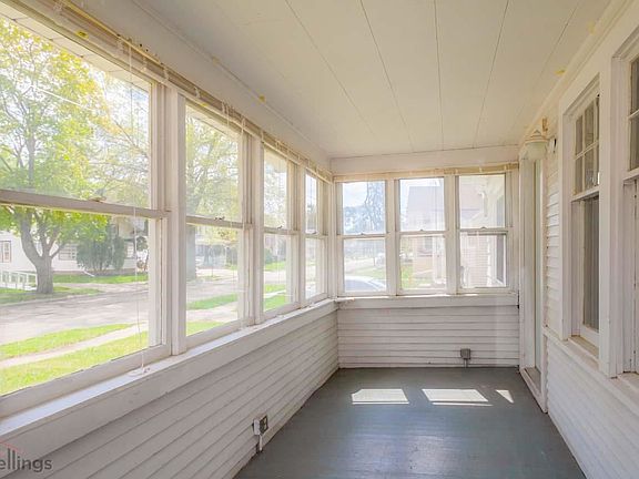 4th image of 2609 Knight Ave