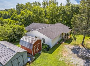 1340 Crosby Ln, Spring City, TN 37381