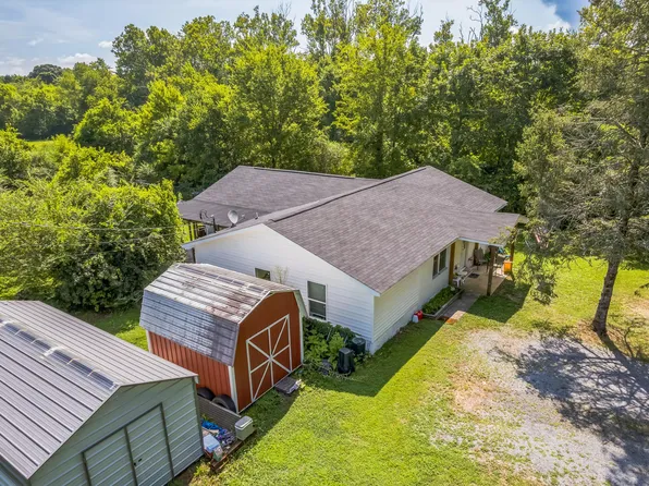 1340 Crosby Ln, Spring City, TN 37381