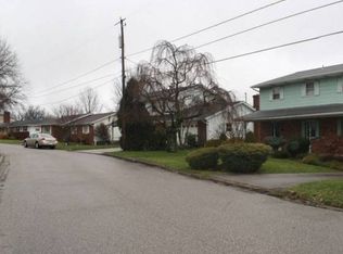 141 Crisswill Rd, Saint Clairsville, OH 43950