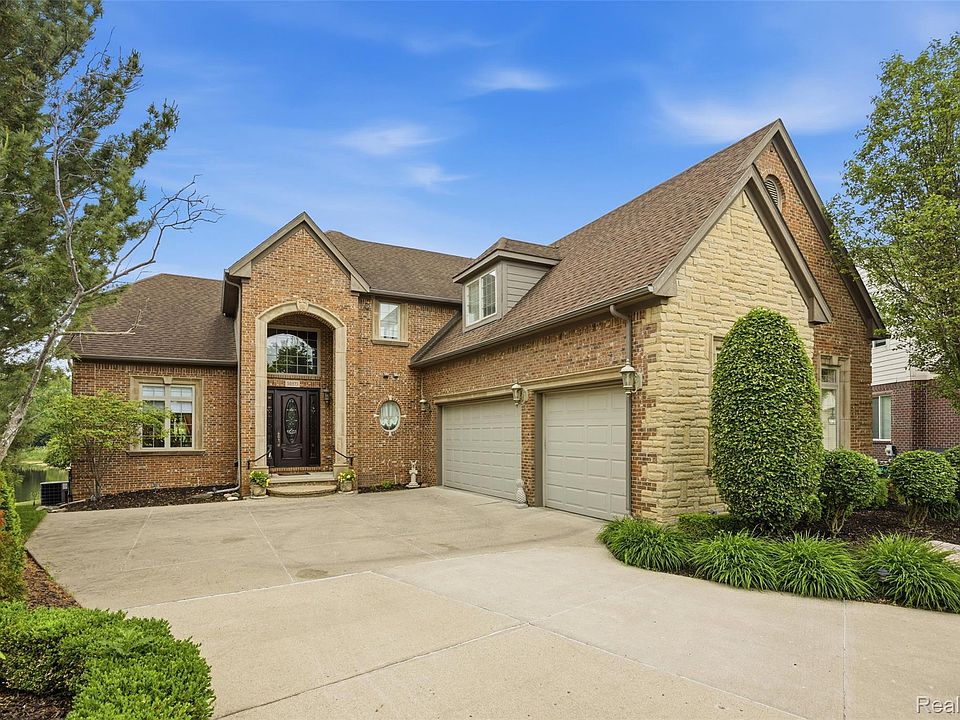 1st image of 50573 Elmwood Ct