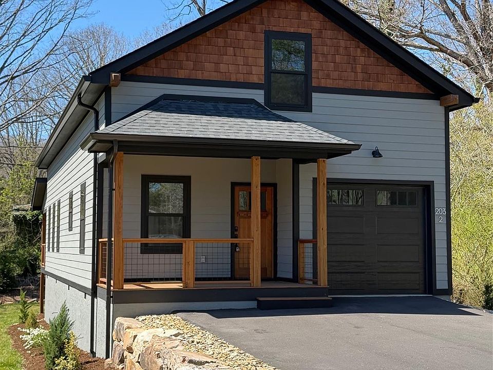1st image of 203-2 S Oconeechee Ave