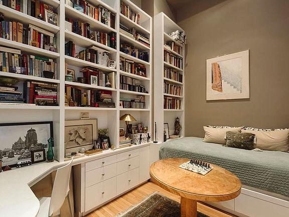 4th image of 252 7th Ave APT 3T