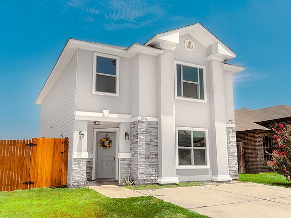 2nd image of 2036 Port Louisiana Dr
