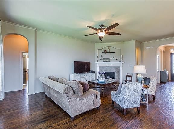 4th image of 101 Cactus Ct