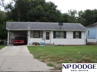 3315 Forest Lawn Ave, Omaha, NE 68112