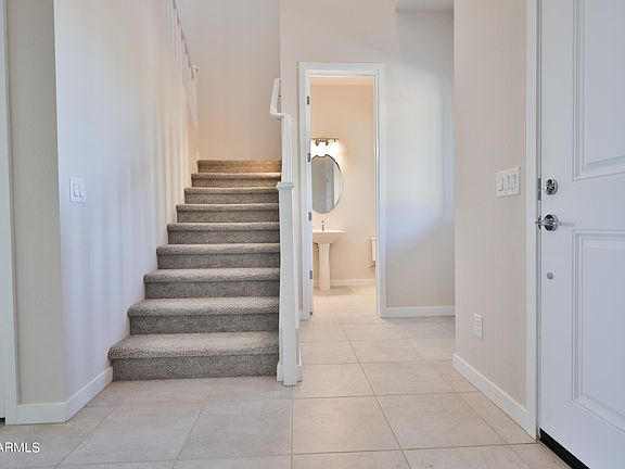 4th image of 1231 E MULBERRY Drive