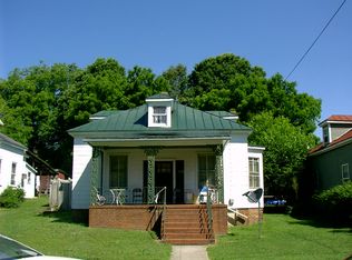 1524 6th St, Victoria, VA 23974