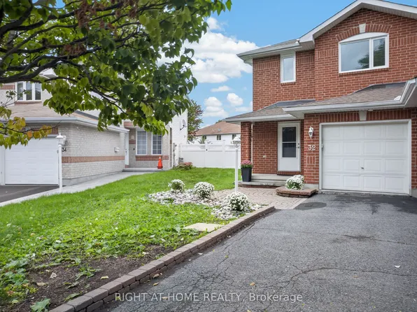 32 Saffron Ct, Ottawa, ON K2J 4R7