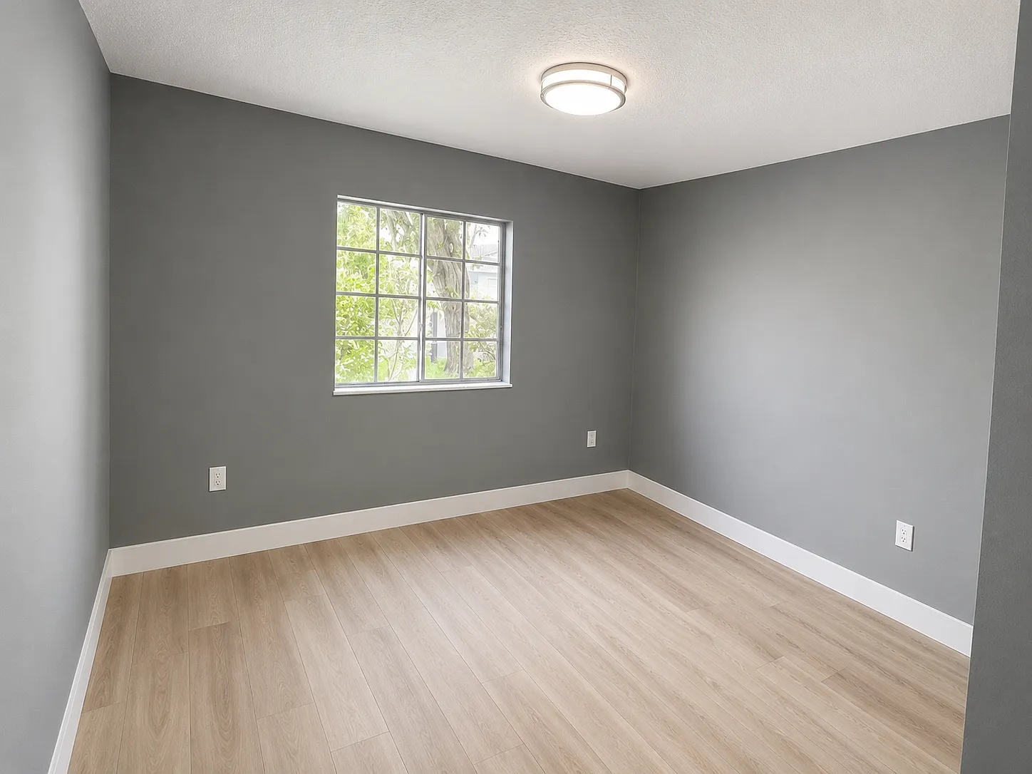 3 bed, 1385 sqft, $3,100 — Photo 4
