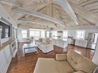 5 L St, Hampton, NH 03842