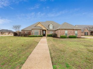 2 Republic Dr, Waco, TX 76708