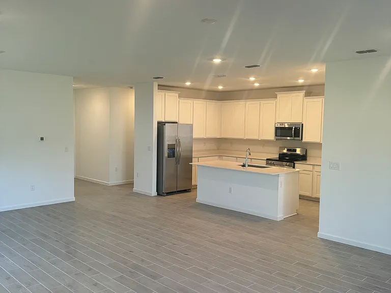 15615 Whispering Fir Dr — Photo 3