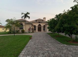 3780 29th Ave SW, Naples, FL 34117