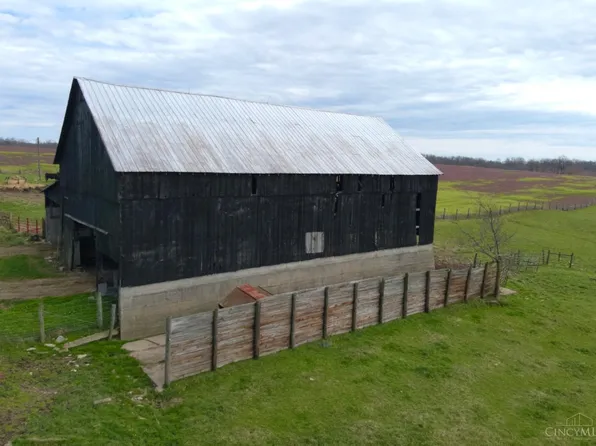 7402 Gardner Rd, Ripley, OH 45167