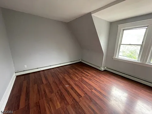 8 Treacy Ave #3 Photo 1