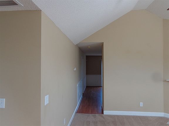 2nd image of 13534 Glenwyck Ln