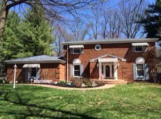 18 Webster Hill Est, Mount Vernon, IL 62864