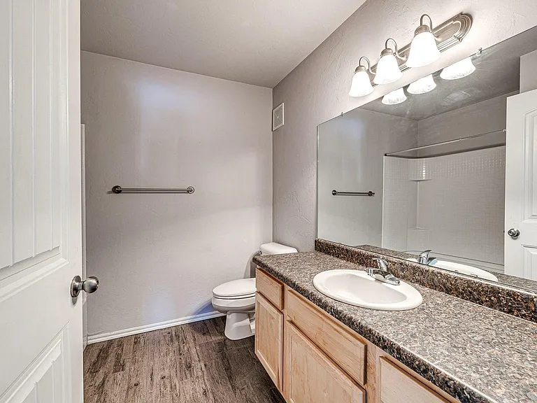 Classen Crossing - Norman-40
