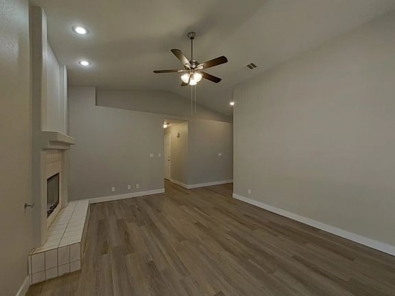 4th image of 1132 Shady Run Ter #F8