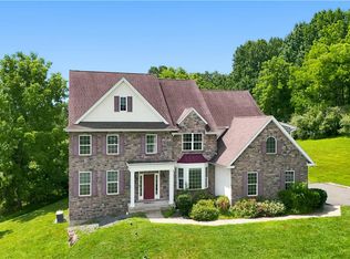 6520 Granville Rd, Zionsville, PA 18092