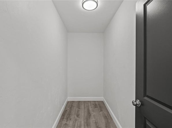 29 Stansbury St #1