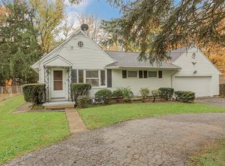118 May Ave, Northfield, OH 44067