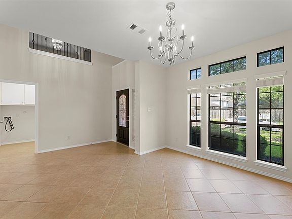 5th image of 13014 Orchard Green Dr