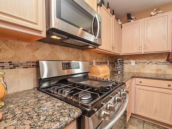 4th image of 9226 Dunain Park Ct