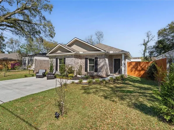 556 Shady Oak Dr, Mobile, AL 36608