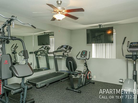 4th image of 5926 Beverly Hill St #648