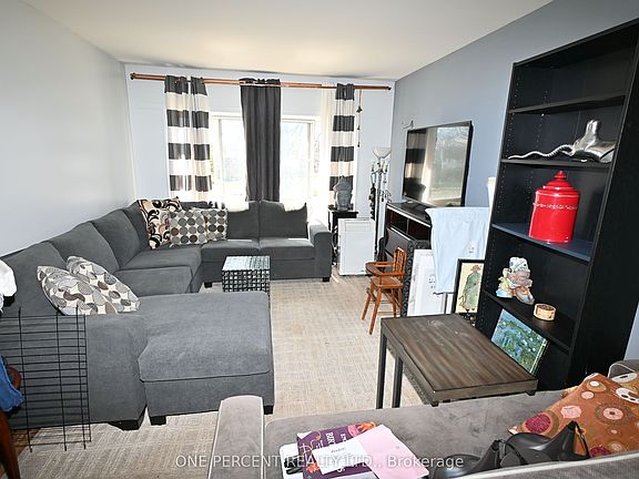 3rd image of 815 Kyle Ct #105