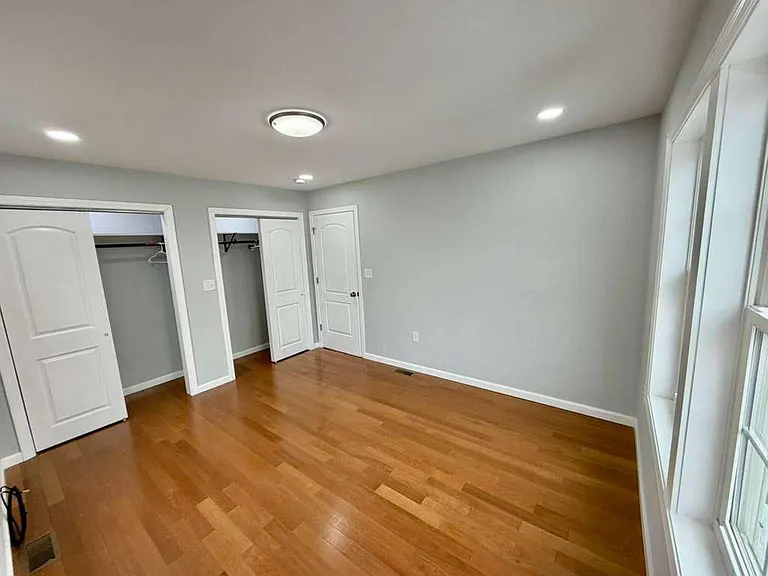 102 Porter St #1 — Photo 8