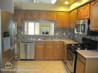 1896 Saville Garden Ct, Virginia Beach, VA 23453