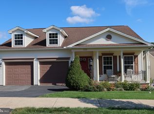124 Honors Ln, State College, PA 16803