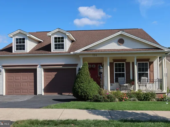 124 Honors Ln, State College, PA 16803