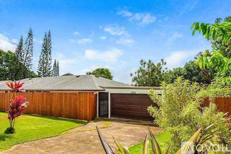 1st image of 316 Makani Rd