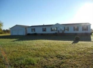 911 Tobermory Rd, Fayetteville, NC 28306