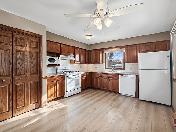 4th image of 10506 S Michael Dr