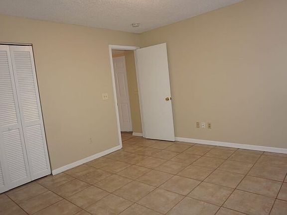 5th image of 8524 Colony Pine Cir W