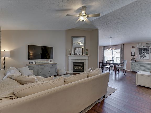 4th image of 6759 Smithfield Blvd