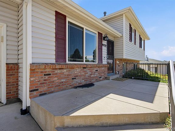 3rd image of 4450 S Braun Court