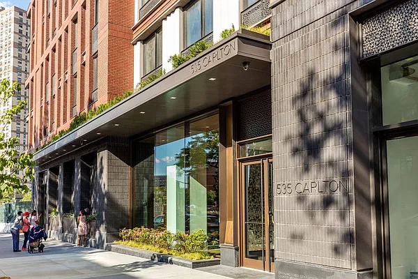 Rented by Pinnacle City Living | media 12