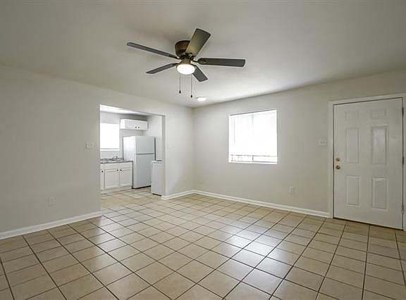 3rd image of 1603 Lesseps St