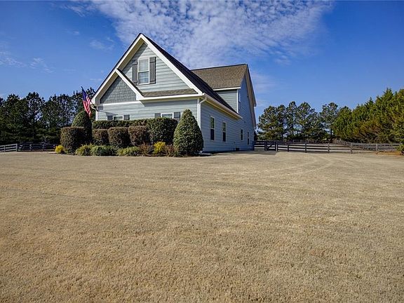 4th image of 1021 Arbor Ct