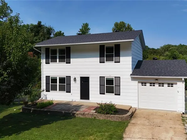 2421 Cambridge Rd, High Ridge, MO 63049