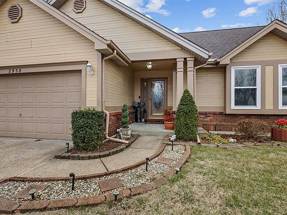 2nd image of 2938 Sherwood Dr